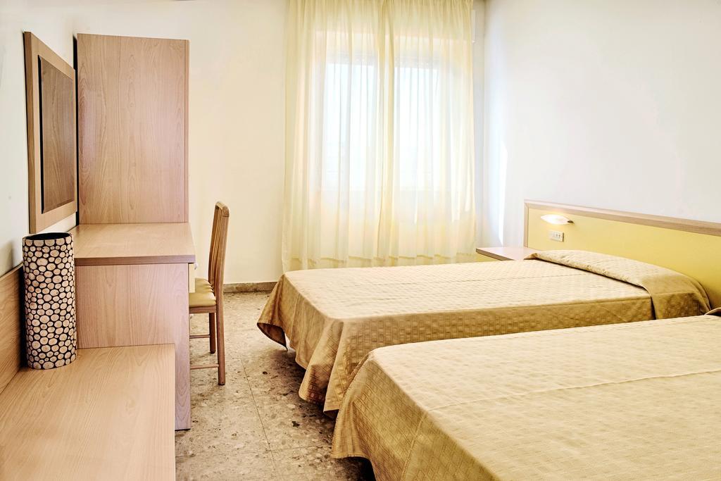 Tourist Aparthotel 3*